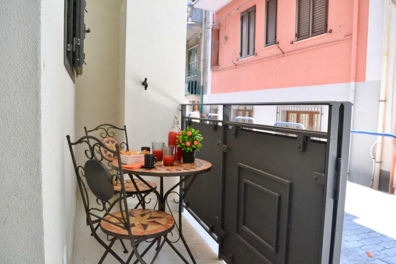 I Pupi - Sicilian Apartment Giardini Naxos Exterior foto